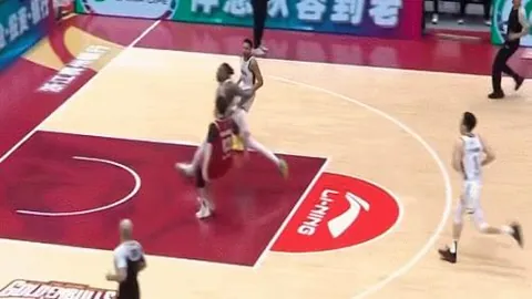 大乐透期号专家推荐：布朗437助力绿军扫热火，塔图姆2518